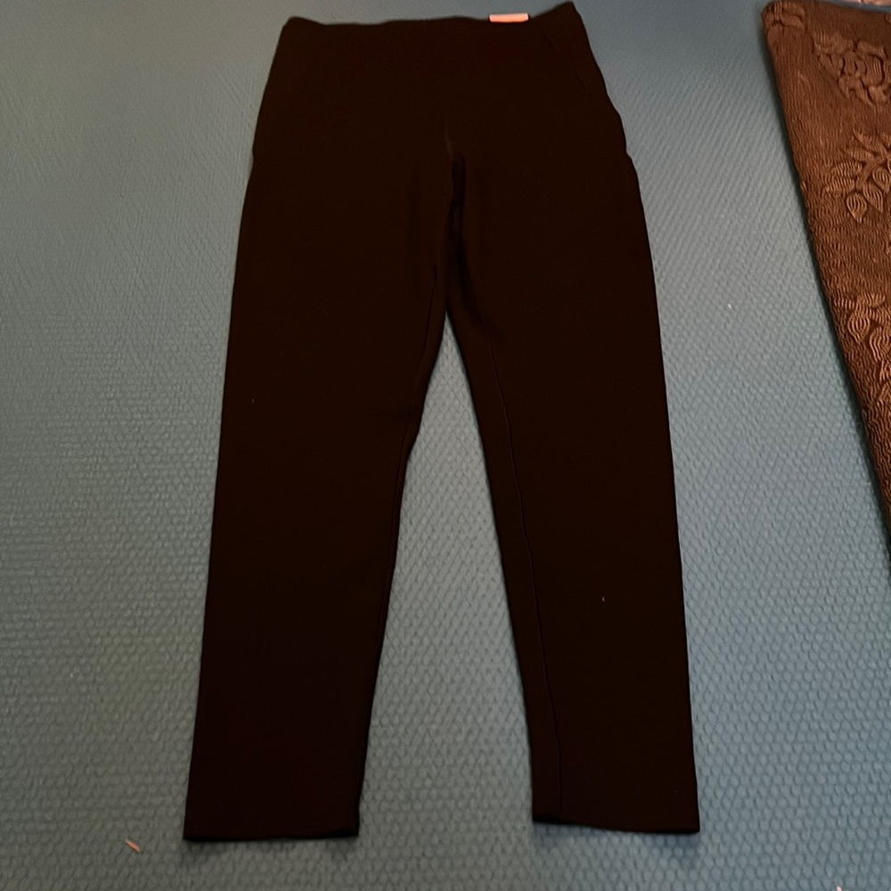 Victorias Secret Sweat On Point 7/8length leggings size 10 black